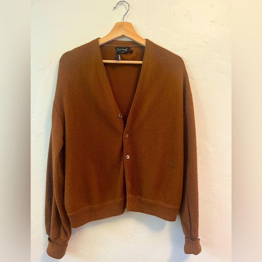 1960’s Artist’s writing, smoking, painting grandpa cardigan